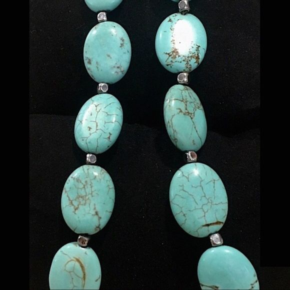 VINTAGE Turquoise and Sterling Silver Strung Necklace - Picture 2 of 6